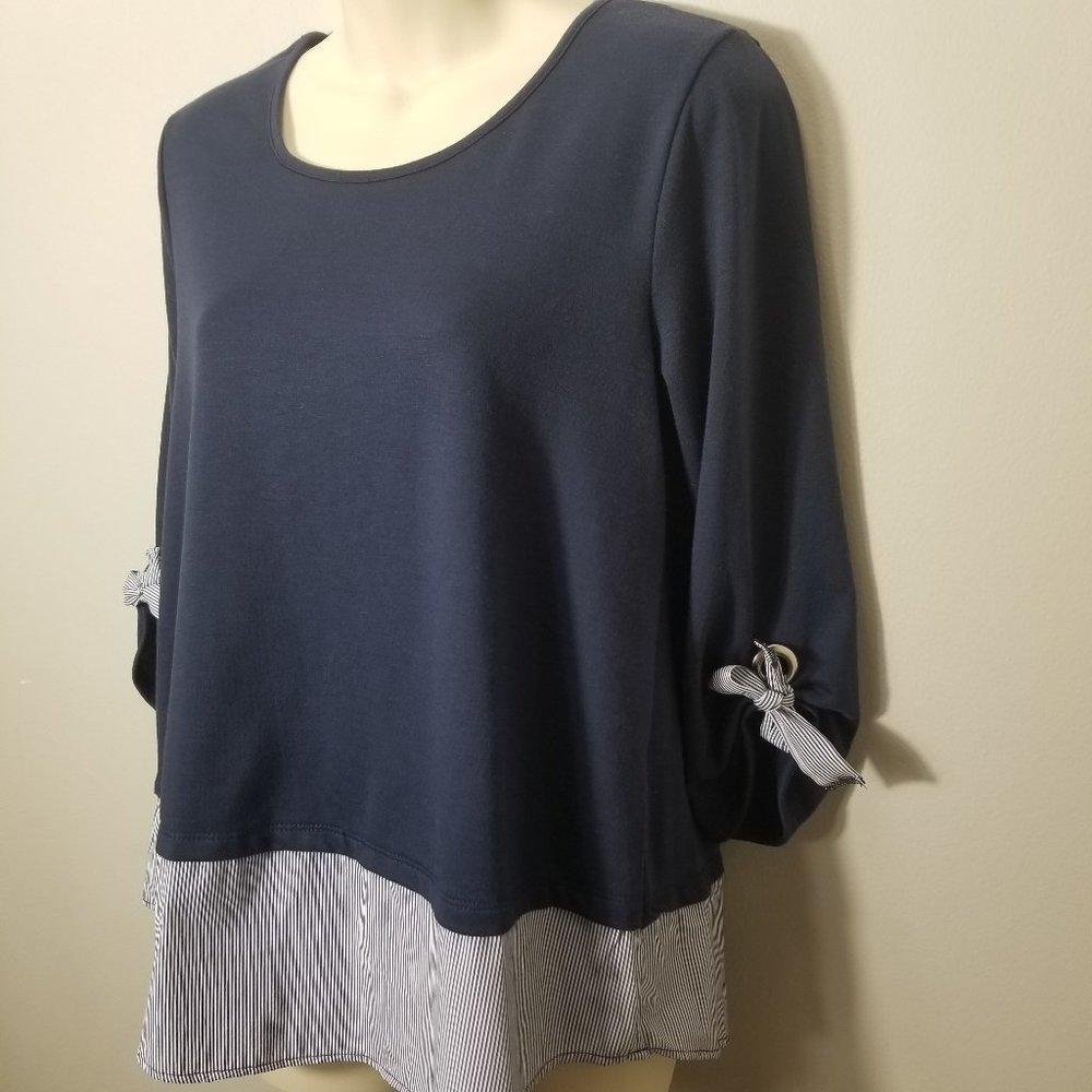 ESPRESSO Navy/White Faux Layered Size Med